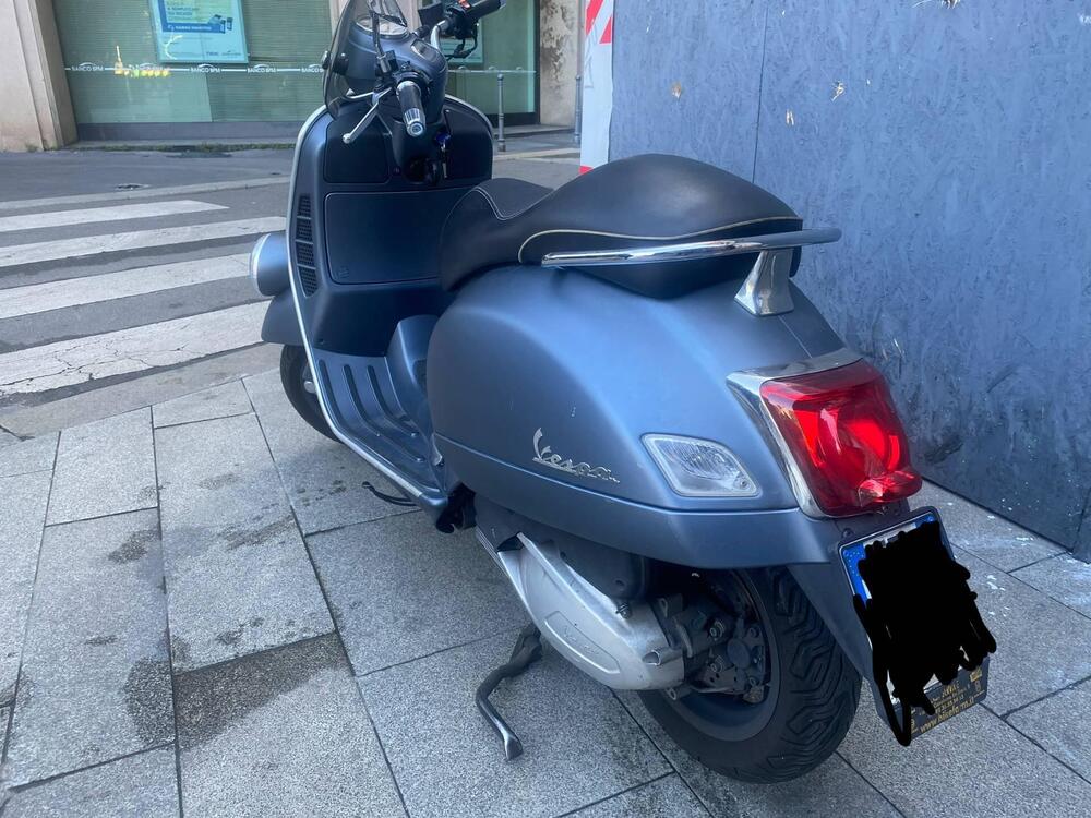Vespa Sei Giorni 300 Hpe (2019) (5)