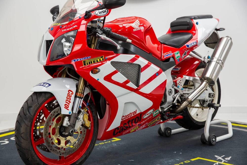 Honda VTR 1000 SP-1 (2000 - 01) (3)