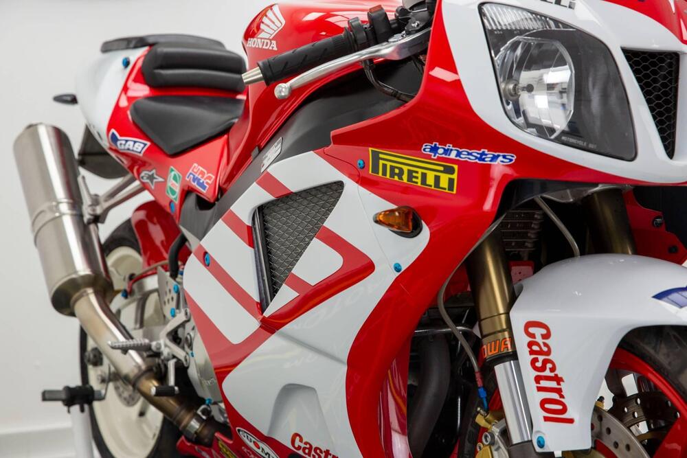 Honda VTR 1000 SP-1 (2000 - 01) (16)