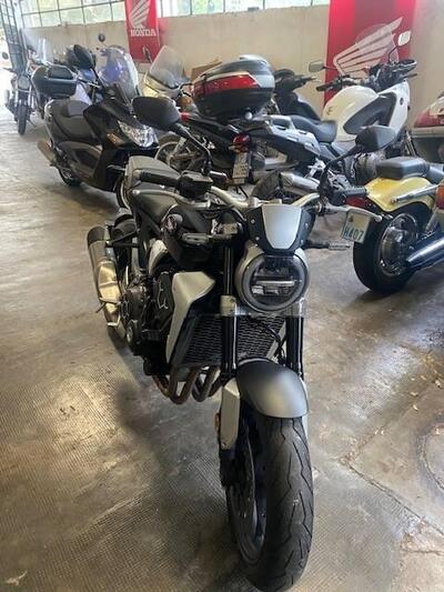 Honda CB 1000 R (2021 - 25) usata