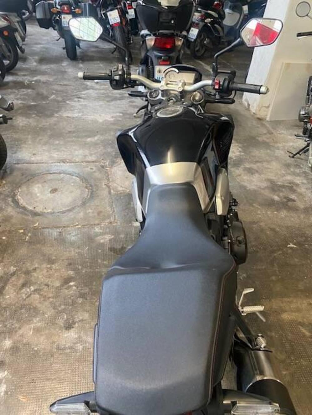 Honda CB 1000 R (2021 - 25) (5)