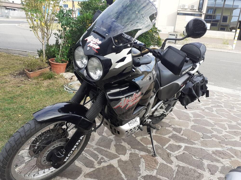 Honda Africa Twin XRV 750 (1996 - 02) (2)