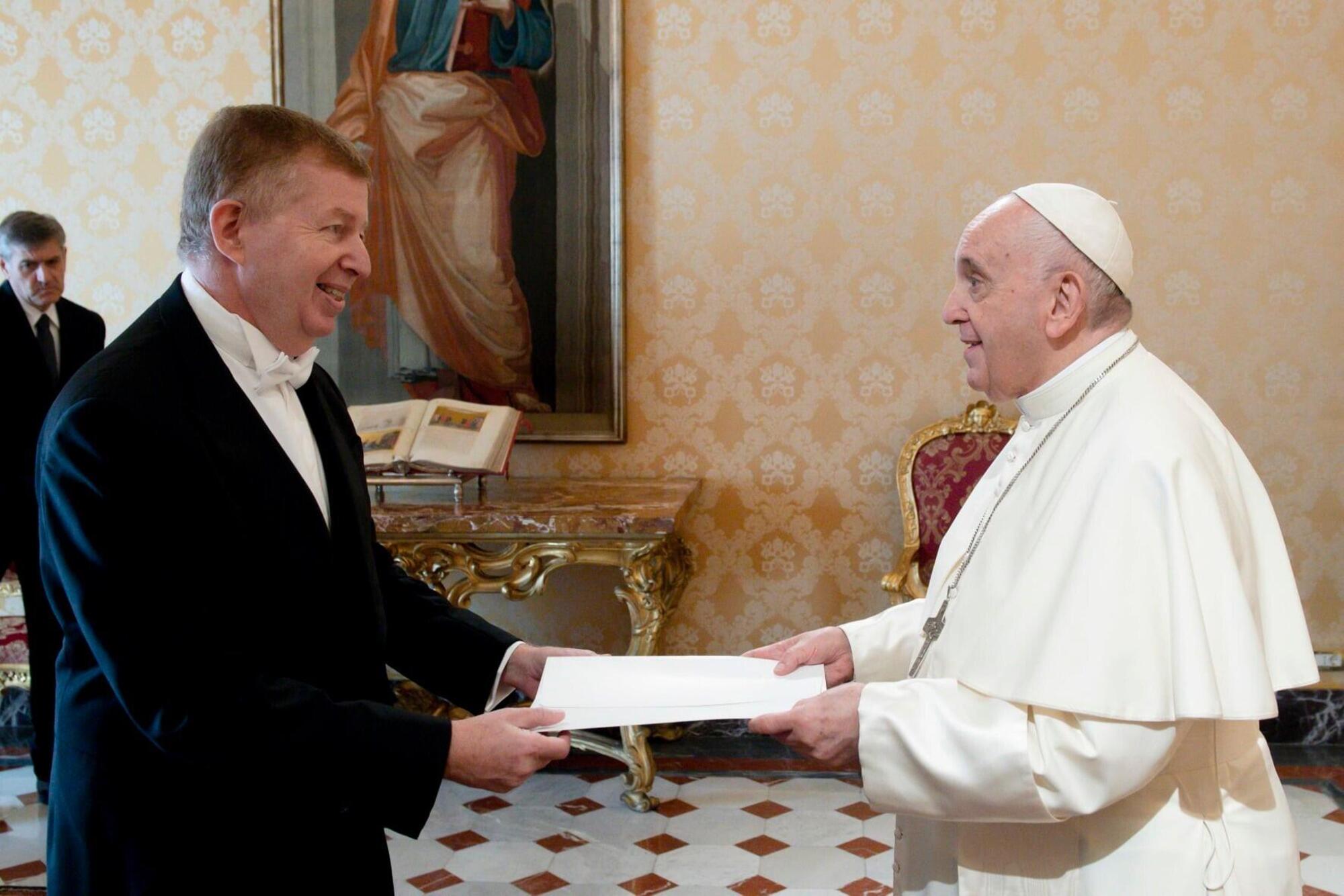 Raphael Schutz con Papa Francesco