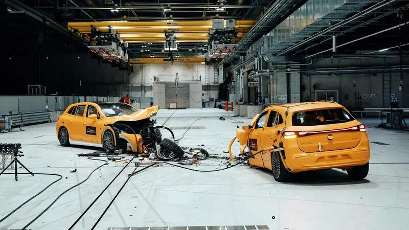 Crash test Mercedes