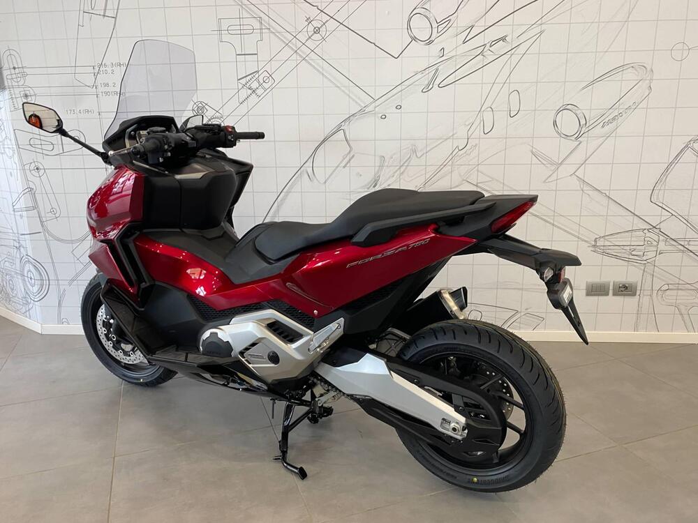 Honda Forza 750 DCT (2021 - 24) (19)