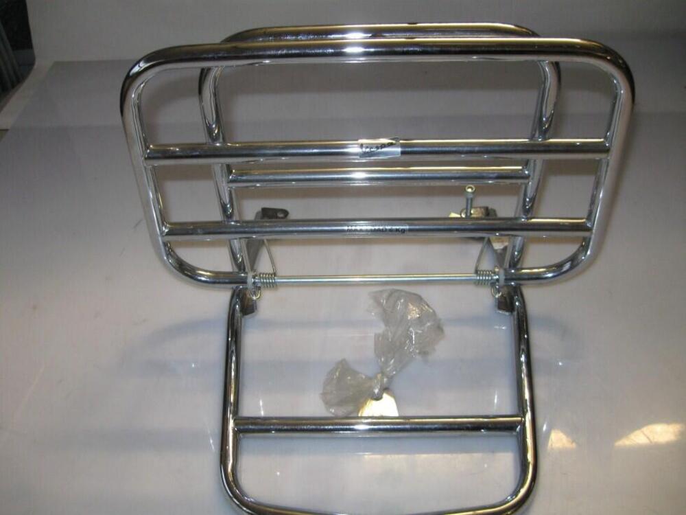 portapacchi posteriore Vespa GT 125/200/250 Piaggio (2)