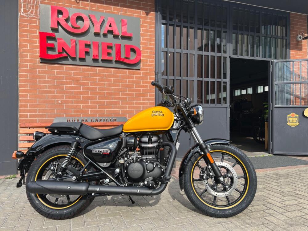 Royal Enfield Meteor 350 Fireball (2021 - 25)