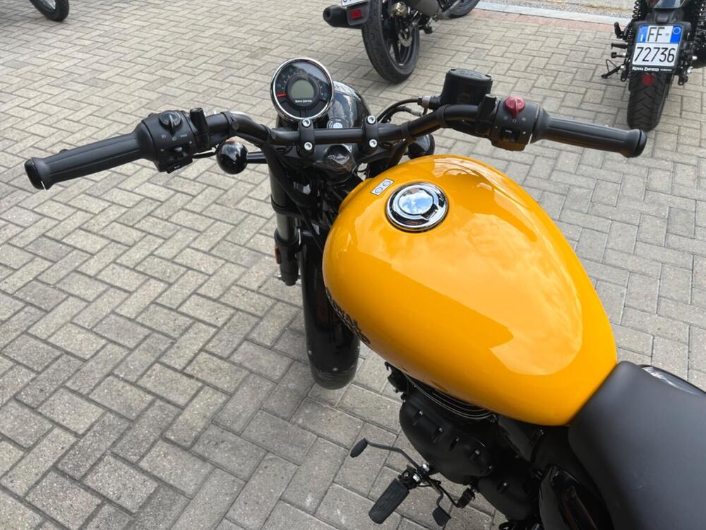 Royal Enfield Meteor 350 Fireball (2021 - 25) (7)