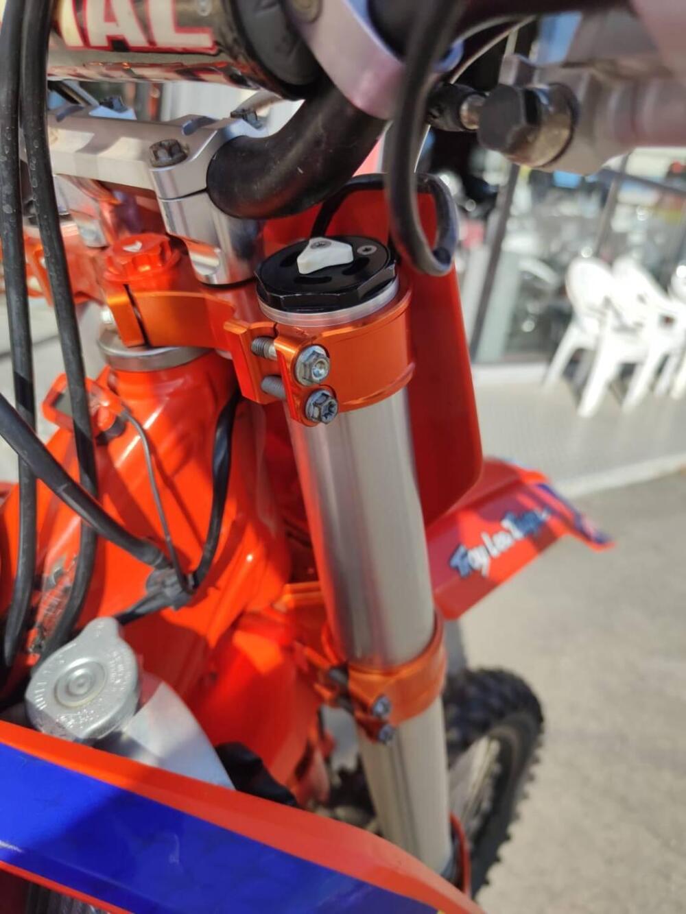 KTM 250 SX-F Factory (2016) (8)