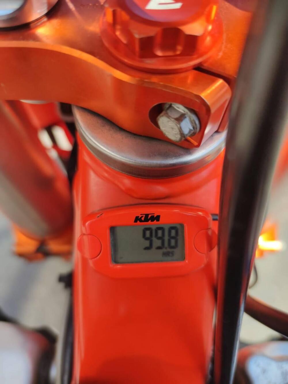 KTM 250 SX-F Factory (2016) (9)