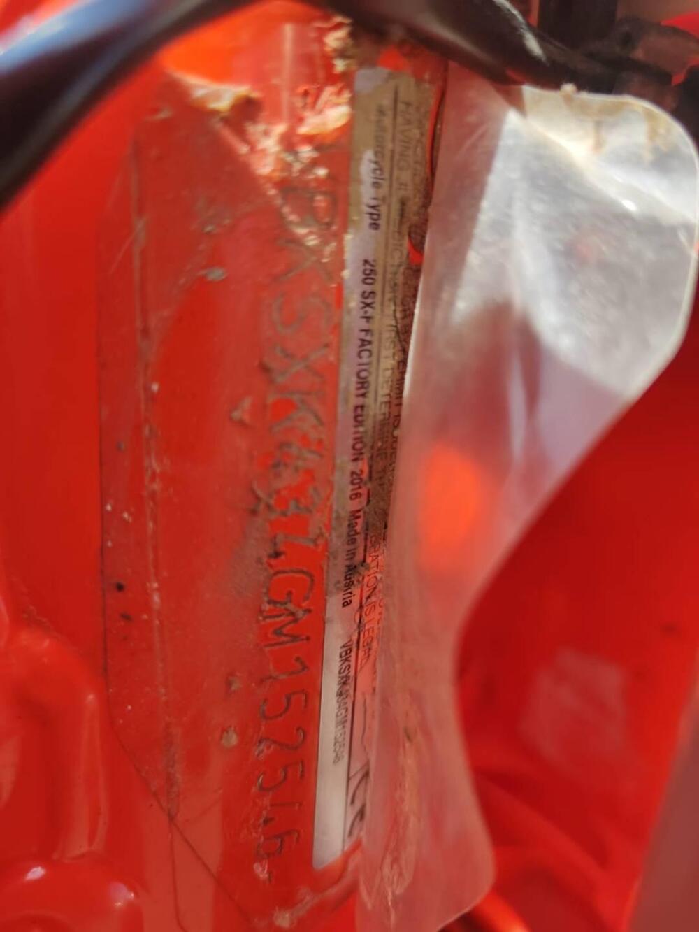 KTM 250 SX-F Factory (2016) (10)