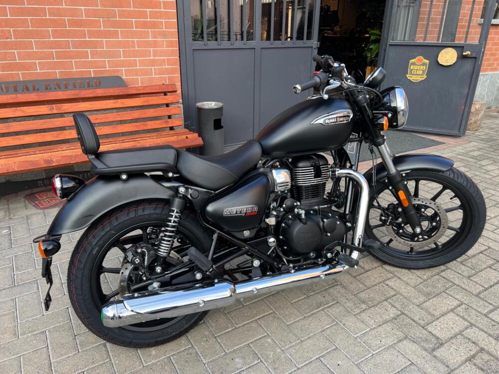 Royal Enfield Meteor 350 (2021 - 26) (4)