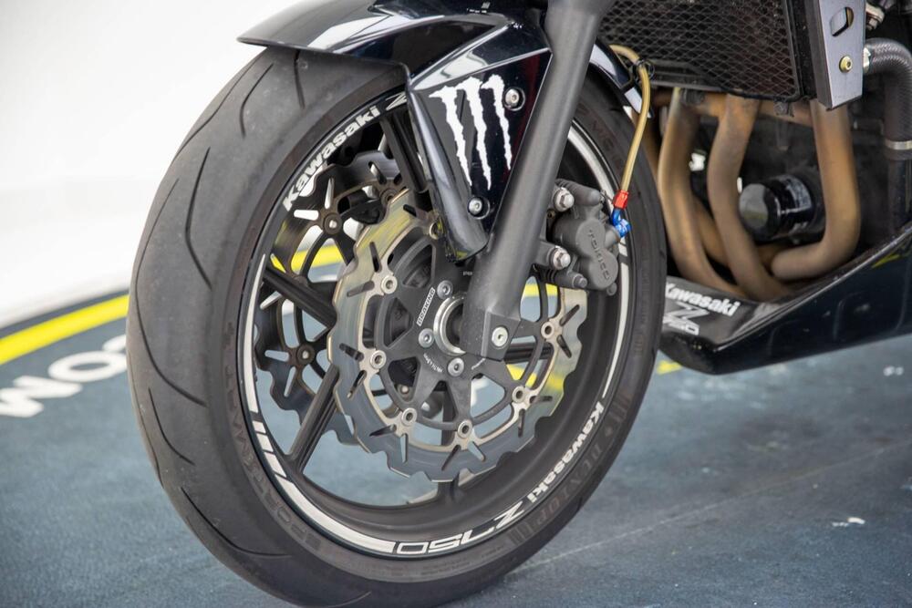 Kawasaki Z 750 (2003 - 06) (11)