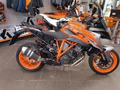 KTM 1290 Super Duke GT ABS (2016 - 18) usata