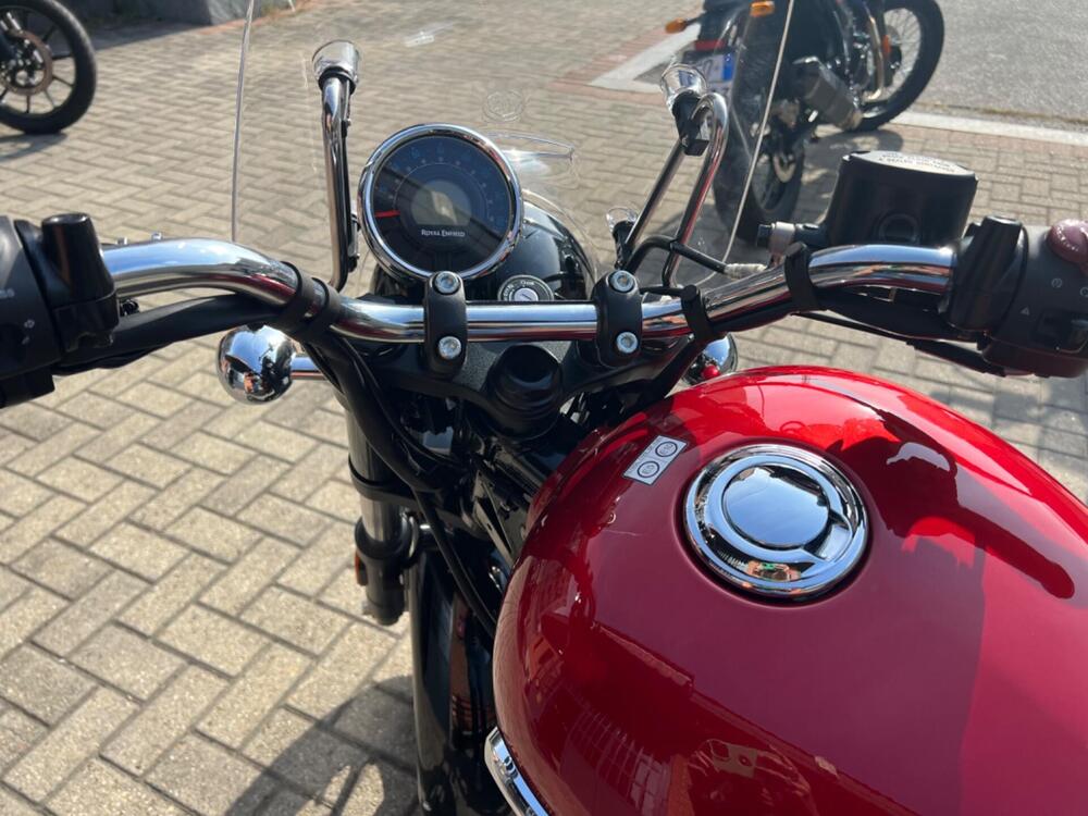 Royal Enfield Meteor 350 Supernova (2021 - 25) (8)