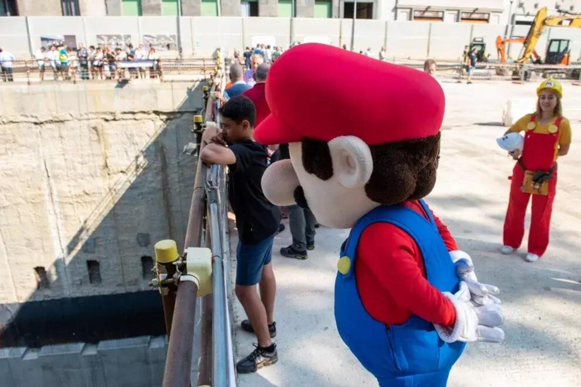 Super Mario nel cantiere della M4