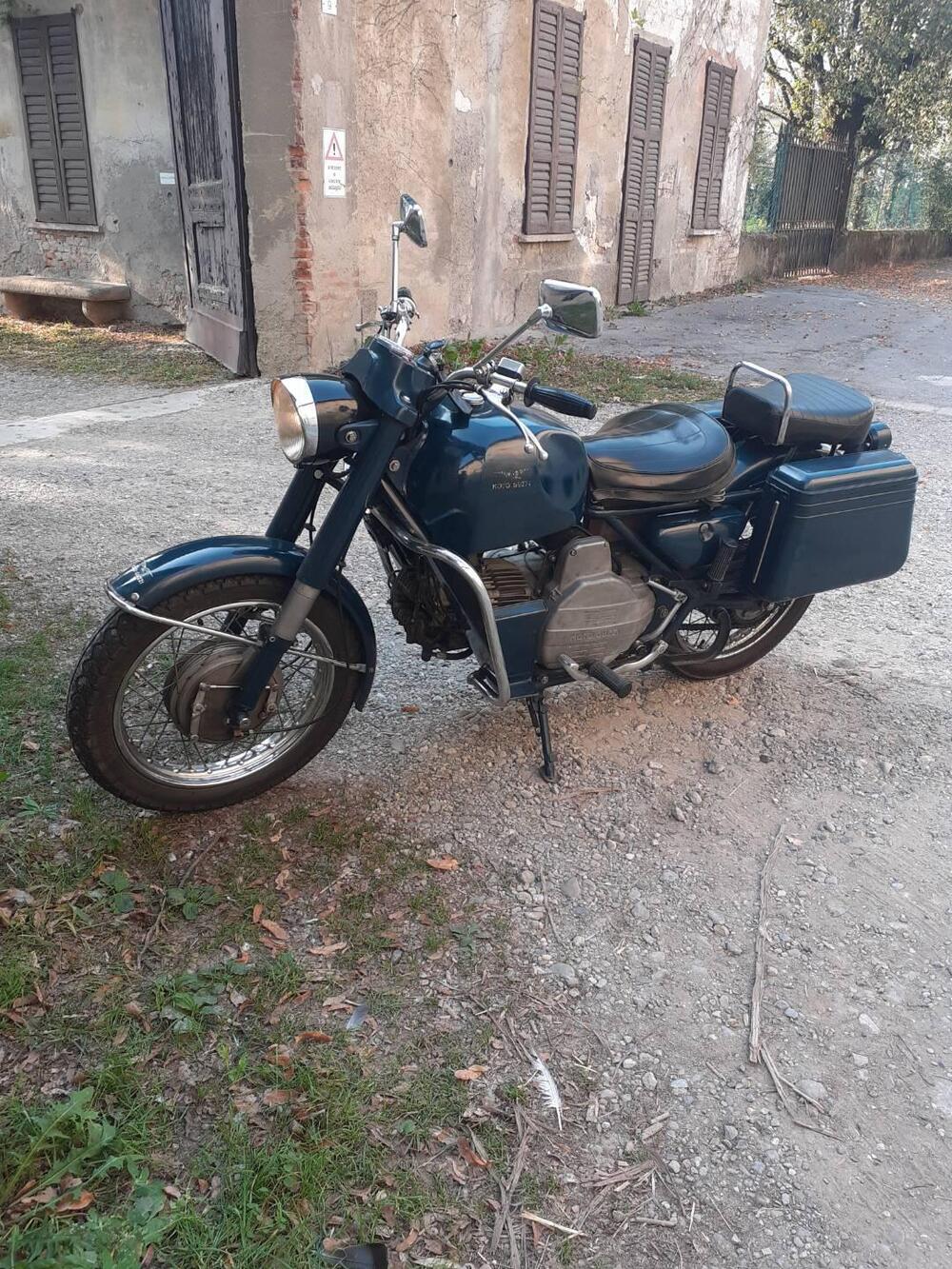 Moto Guzzi Nuovo Falcone (3)