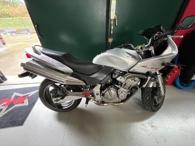 Honda Hornet 600 S (1999 - 01) usata