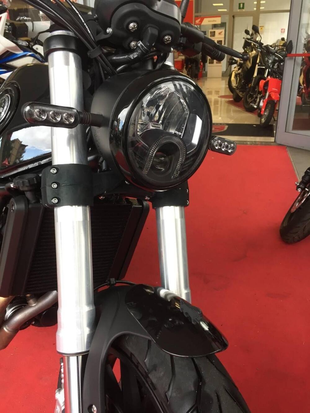 Benelli Leoncino 500 (2021 - 25) (4)