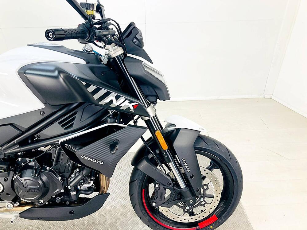 CFMOTO 450NK (2023 - 26) (8)