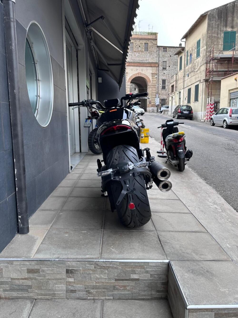 MBP C1002V (2023 - 24) (3)