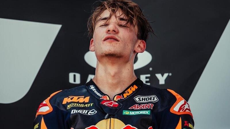 MotoGP 2023. GP d&#039;Australia. Moto3: sotto la pioggia Deniz Oncu batte Ayumu Sasaki, Jaume Masia ottavo