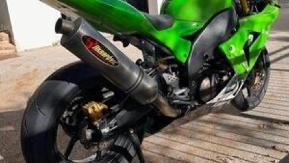 Kawasaki Ninja 1000 ZX-10R (2004 - 05) (8)