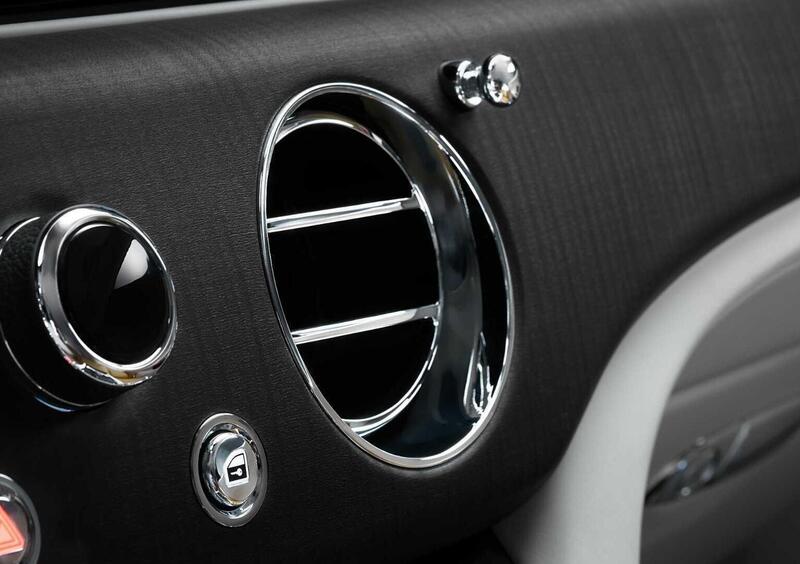 Rolls Royce Spectre (12)