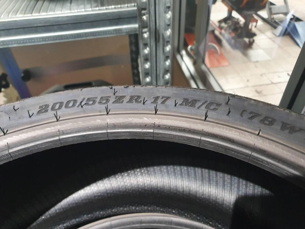 DUNLOP D 212 GP RACER (3)