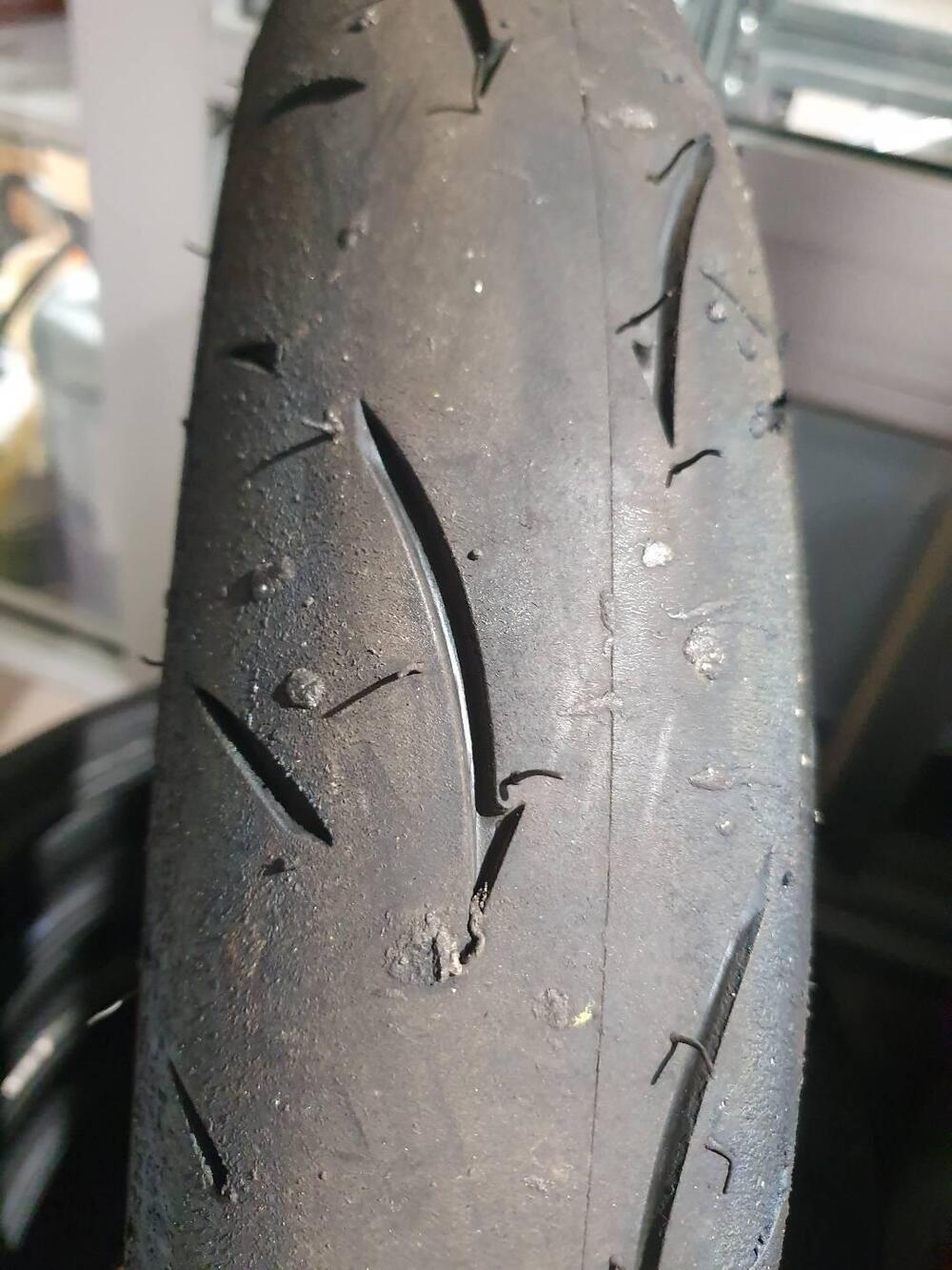 DUNLOP D 212 GP RACER (5)