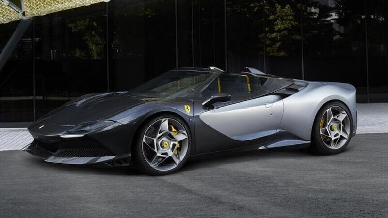 Ferrari SP-8: la One-Off che celebra il V8 [VIDEO]