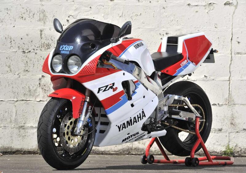 Yamaha YZF 750 SP YZF 750 SP