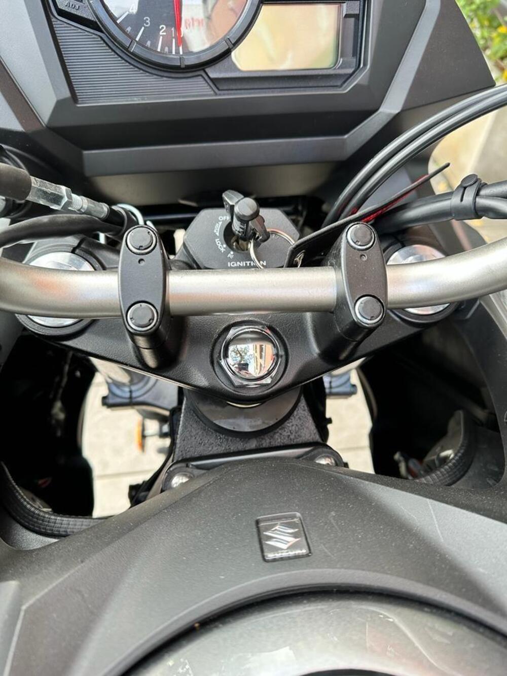Suzuki V-Strom 650 (2021 - 25) (7)
