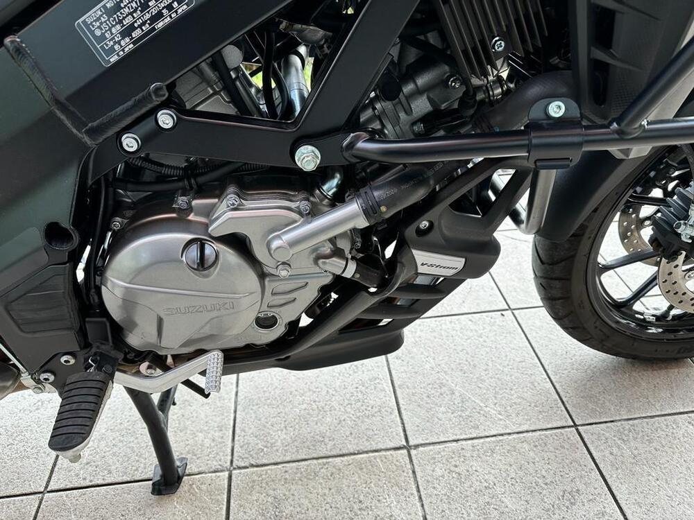 Suzuki V-Strom 650 (2021 - 25) (11)