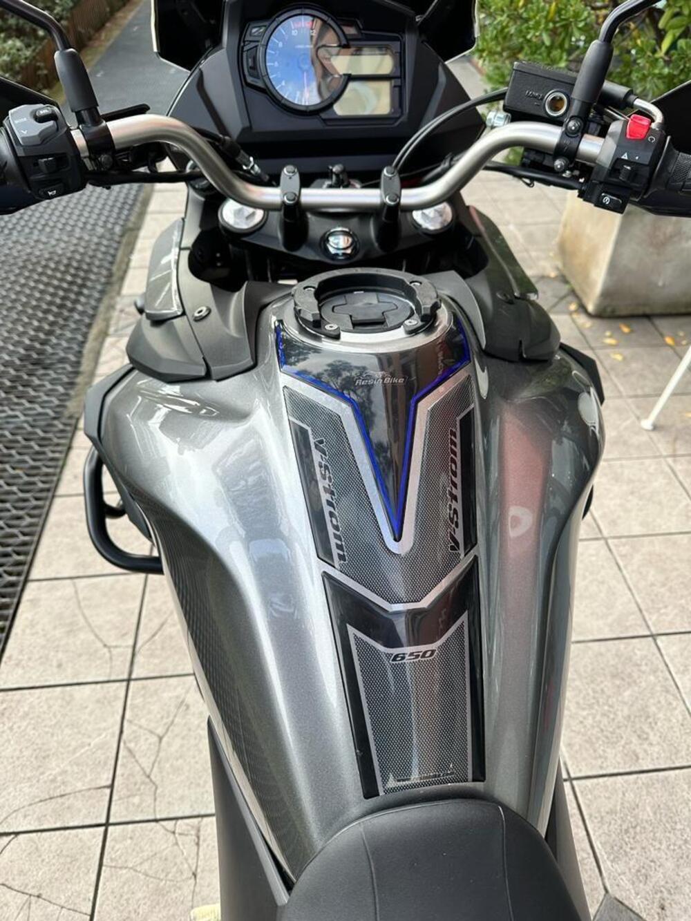 Suzuki V-Strom 650 (2021 - 25) (14)