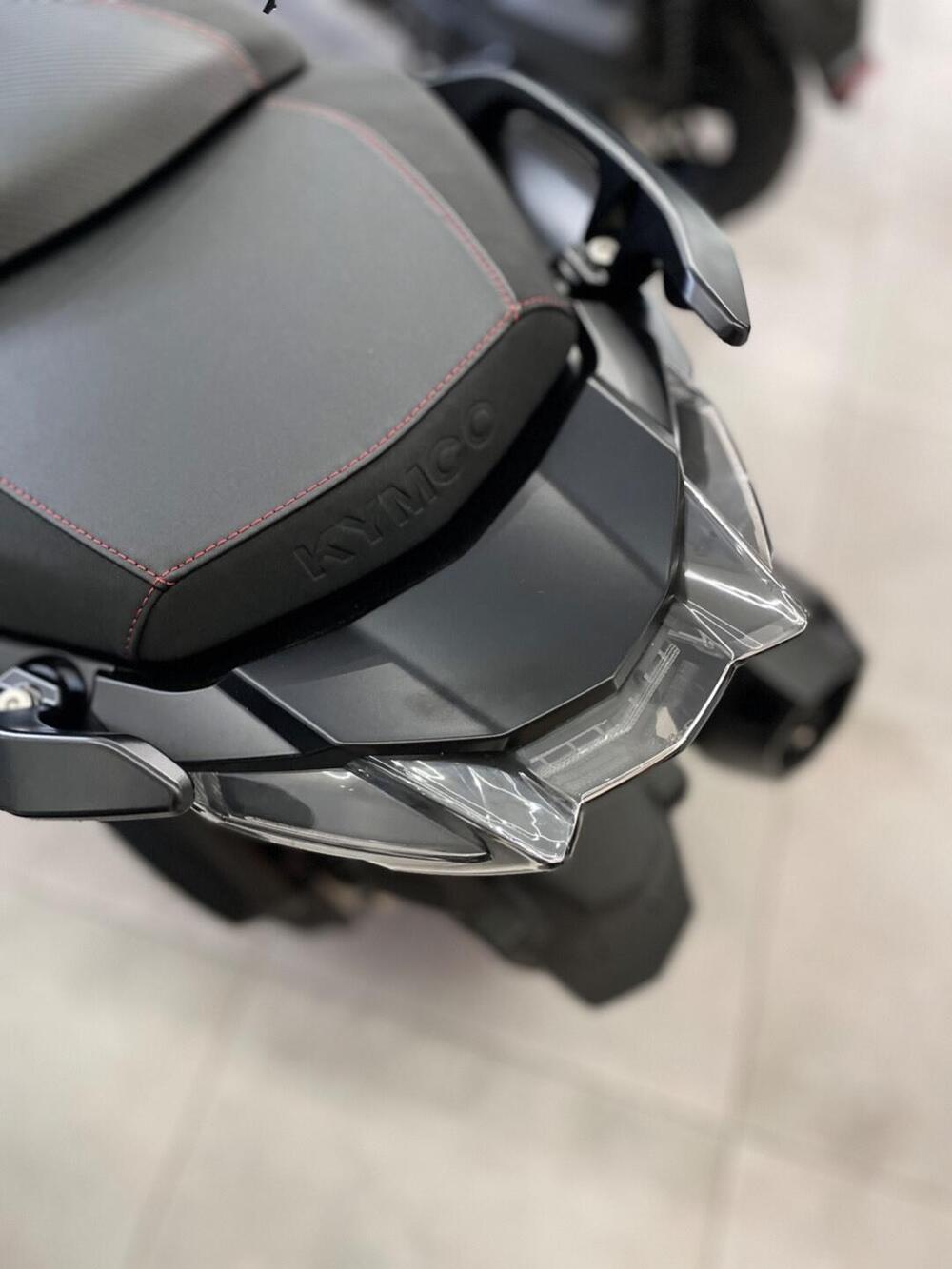 Kymco Xciting VS 400i (2023 - 25) (12)