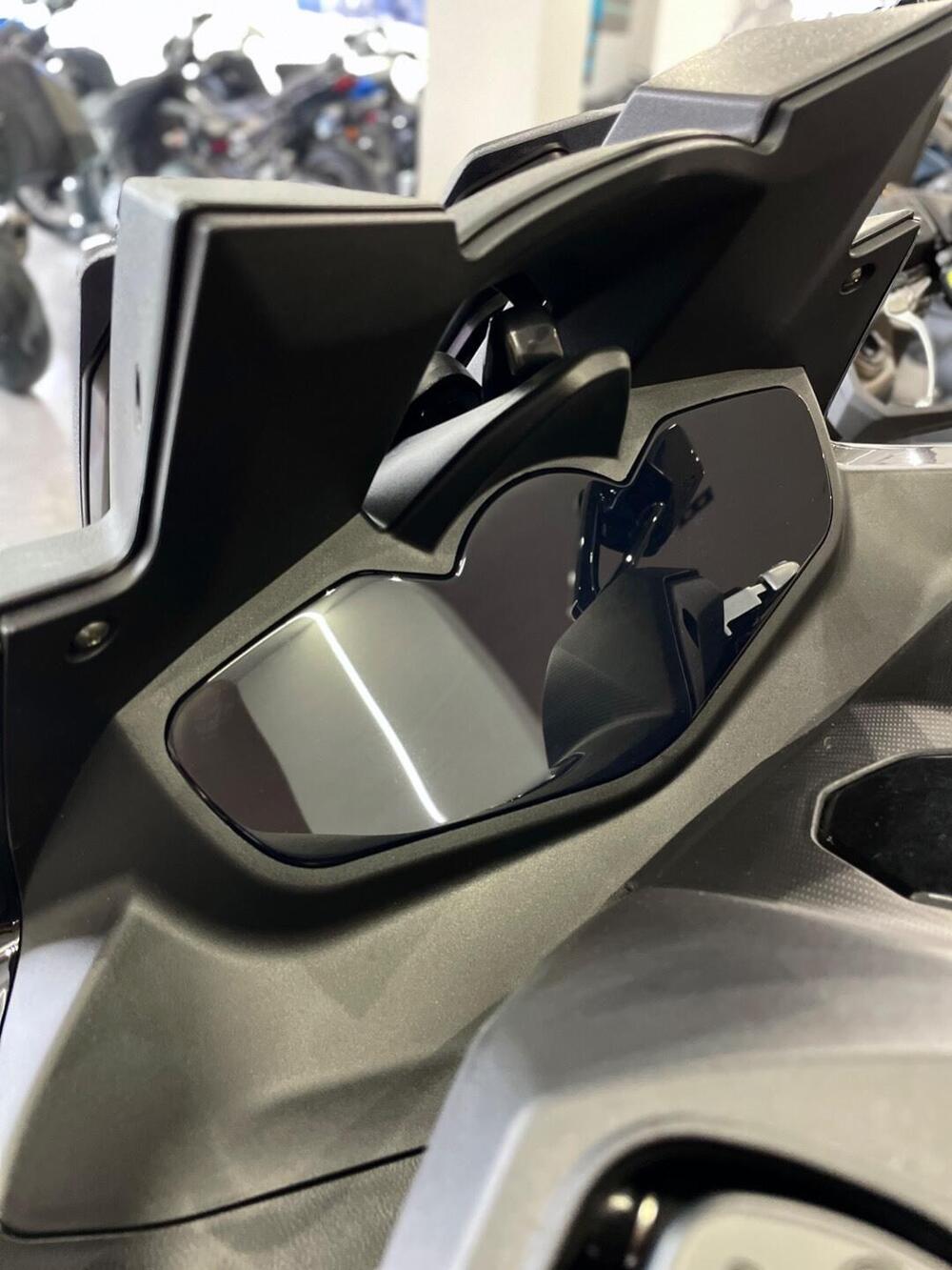 Kymco Xciting VS 400i (2023 - 25) (13)