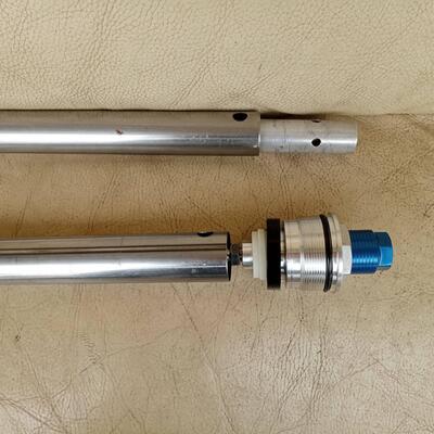 Pompanti cartucce e molle per Triuph Tiger 1050 Triumph