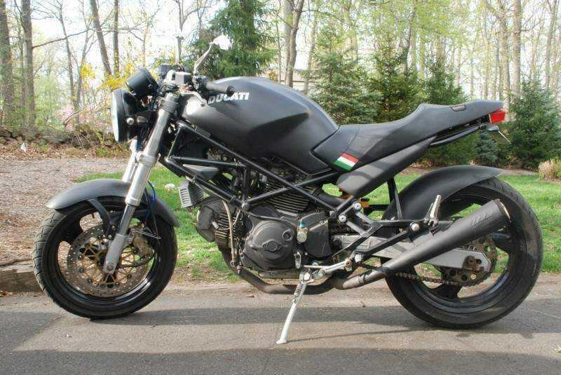 Ducati Monster 750 Monster 750  City Dark (1999 - 02)