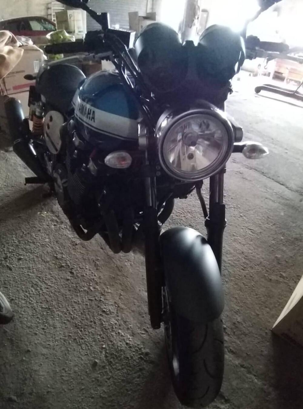 Yamaha XJR 1300 Racer (2015 - 17) (9)