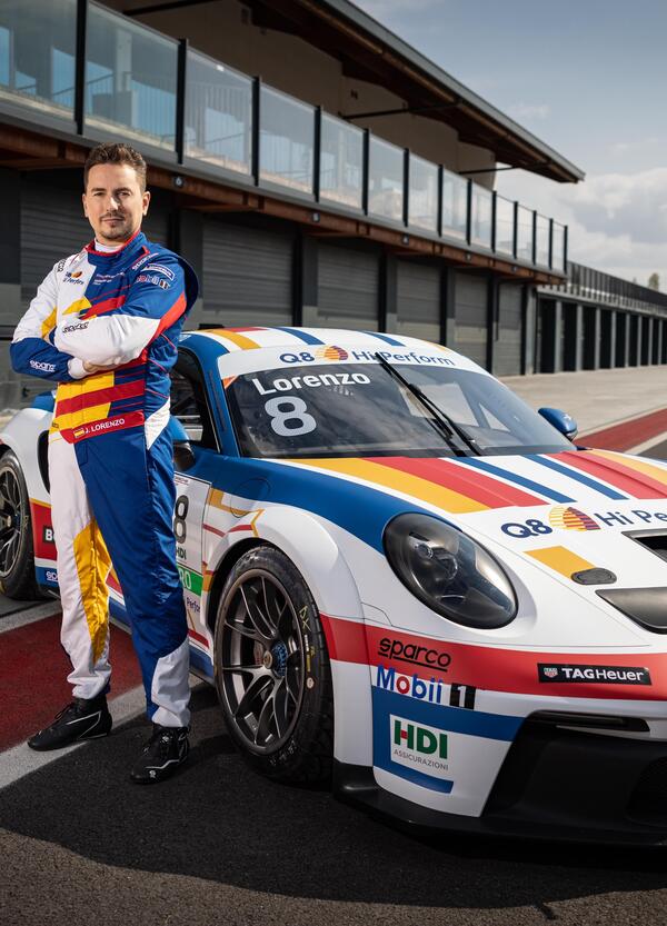 A Imola l&#039;ultimo giro di pista di Jorge Lorenzo alla Porsche Carrera Cup Italia 2023
