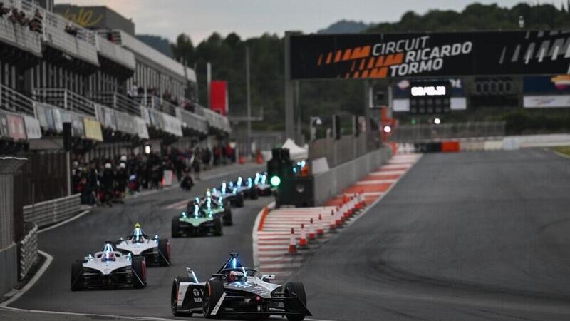 Formula E. Ecco cosa abbiamo capito dai Test di Valencia: una stagione focosa ci attende