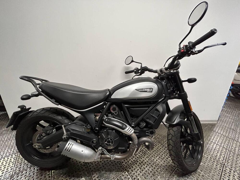 Ducati Scrambler 800 Icon Dark (2020)