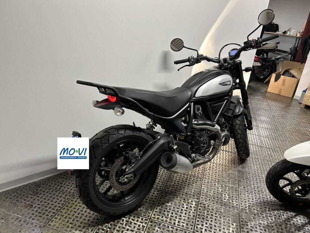 Ducati Scrambler 800 Icon Dark (2020) (4)