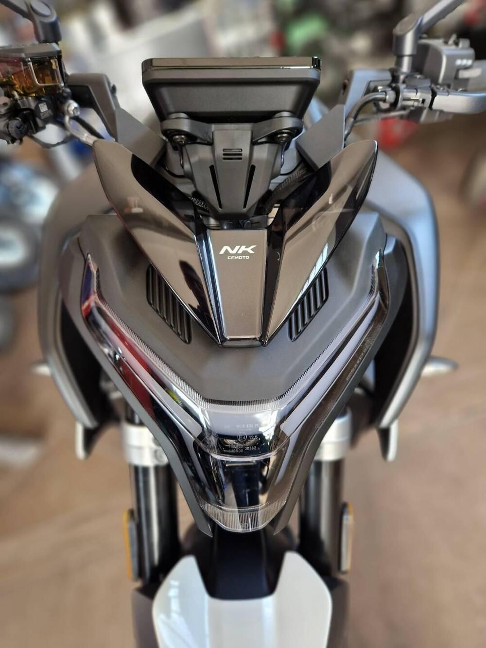 CFMOTO 800NK Sport (2023 - 25) (4)