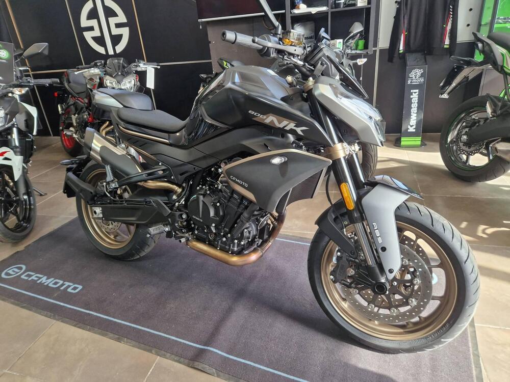 CFMOTO 800NK Sport (2023 - 25) (8)