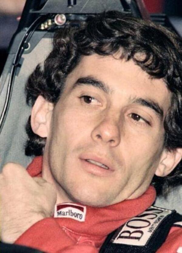 [VIDEO] Lo youtuber Naska sulla tecnica di Ayrton Senna: &quot;Guidava... male!&quot;