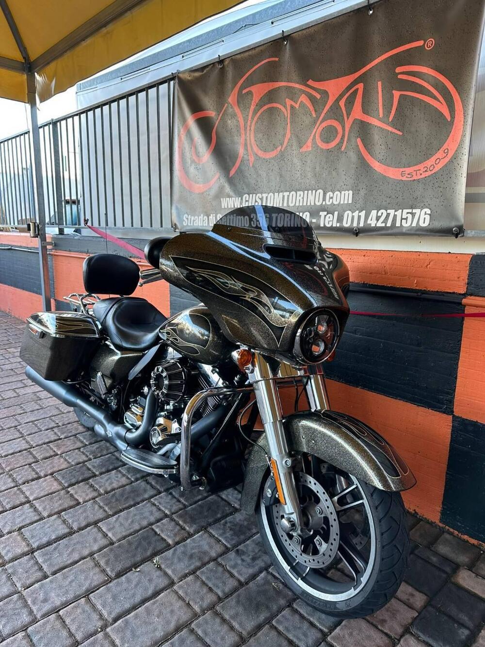 Harley-Davidson 1690 Street Glide Special (2014 - 16) - FLHX (2)