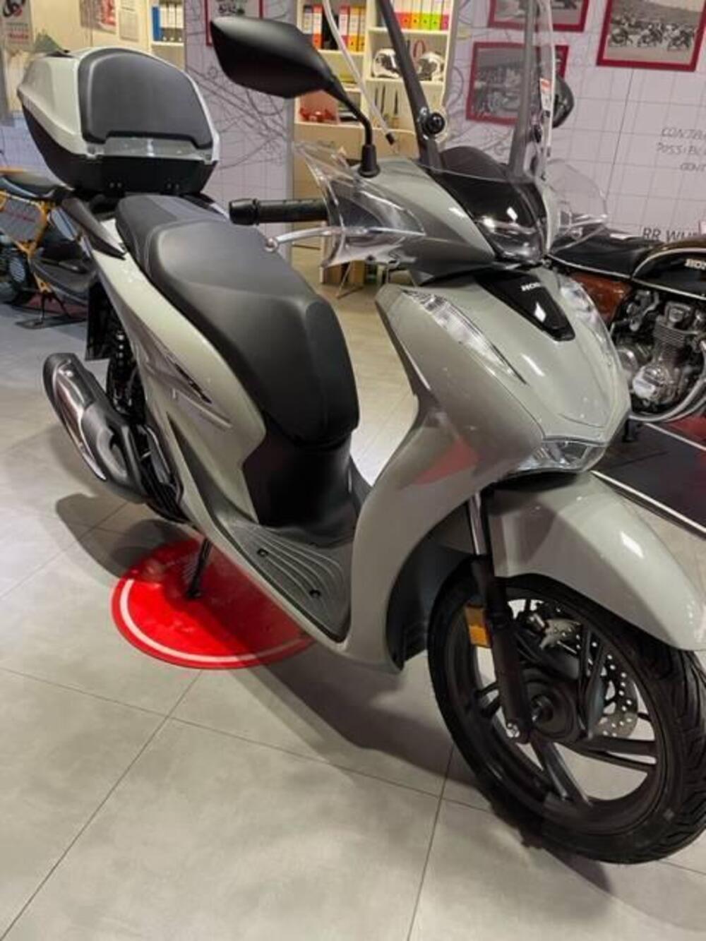 Honda SH 150i (2020 - 23) (2)