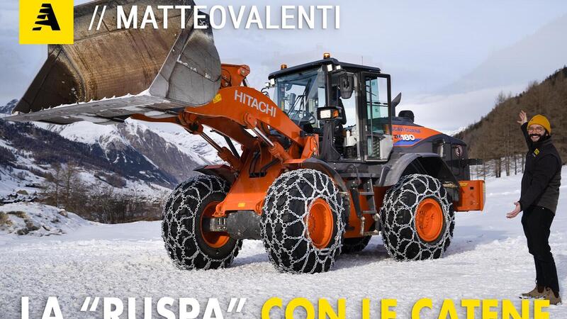 Come si guida una pala gommata con le catene su neve e ghiaccio?